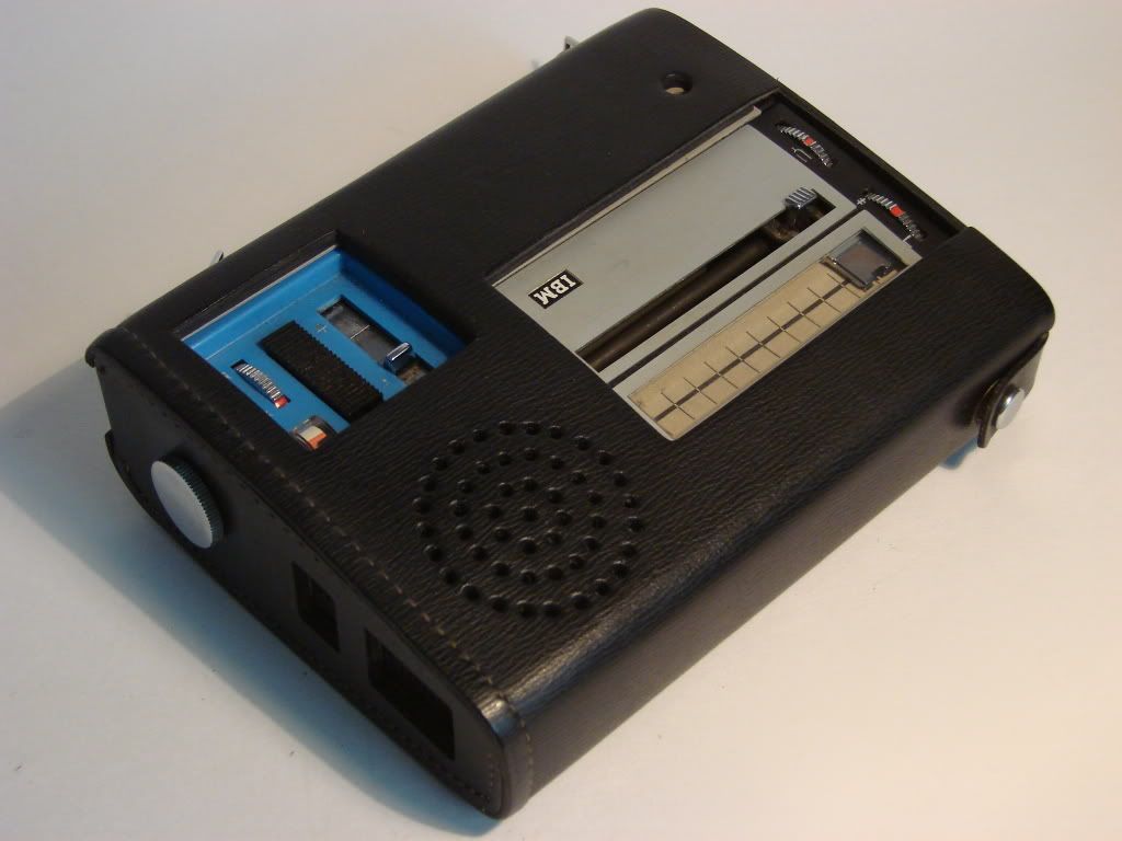 The IBM Magnabelt Executary Model 224 dictation recording machine (1960s) The IBM Magnabelt Executary Model 224 dictation recording machine (1960s)